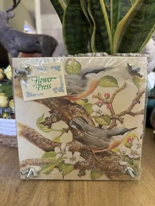 Vintage Dryad Traditional Wooden Flower Press, Bird Design 6 inch New In Pkg - Picture 1 of 4