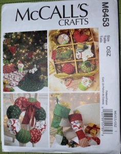 MCCALLS PATTERN 6453 CHRISTMAS TREESKIRT STOCKING ORNAMENTS WREATH NEW UNCUT FF - Picture 1 of 2