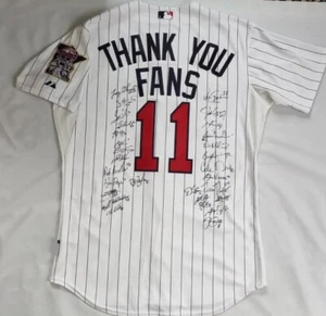MAJESTIC MADE IN USA MINNESOTA TWINS THANK YOU FANS SIGNED JERSEY SIZE 44 - Picture 1 of 12