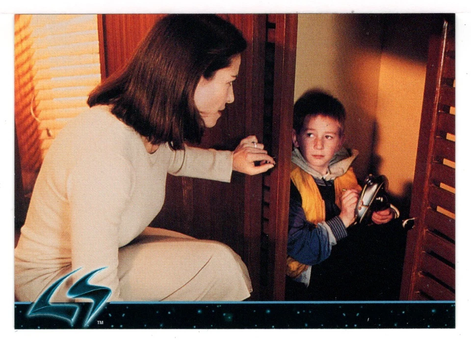 Monkey Business (Trading Card) Lost in Space - The Movie - 1998 Inkworks # 5 MT - Image 1 of 1