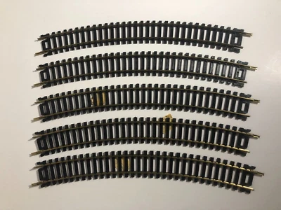 HO Gauge Scale Curved Tracks for Electric Model Trains 5 Pieces - Image 1 of 4