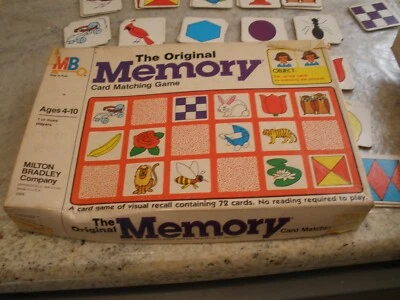 VINTAGE 1980 MILTON BRADLEY ORIGINAL MEMORY CARD MATCHING GAME COMPLETE - Image 1 of 4