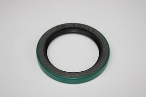 SKF CR 19211 Auto Trans Extension Housing Seal - Picture 1 of 3
