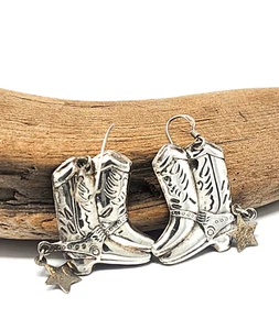 VINTAGE STERLING SILVER COWBOY BOOT EARRINGS .925 ESTATE FIND 5.7 GRAMS - Picture 1 of 3