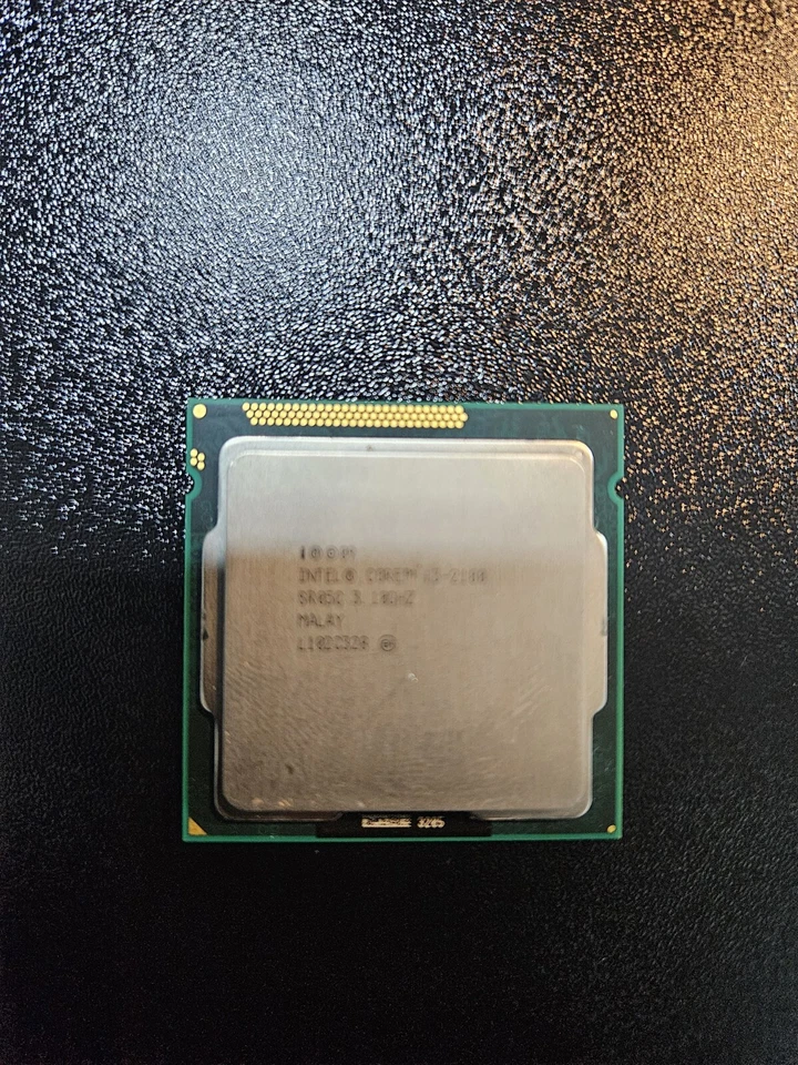 Intel Core i3-2100 3.10GHz Desktop CPU (SR05C) used and tested working - Image 1 of 1