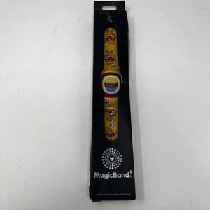 NEW 2023 Disney Parks Magic Band Plus + Winnie The Pooh Hunny Honey Pots Yellow - Picture 1 of 3