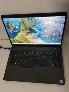 DELL Precision 3541 i5-9400H 4.30 GHz 256 GB SSD 16GB RAM Windows 11 Pro - Afbeelding 1 van 11