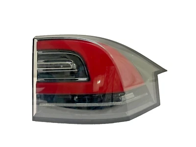 2017-2020 Tesla Model X OUTER RIGHT SIDE Passenger Tail Light Lamp OEM Foto 1 de 3