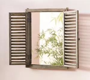 Spiegel "Fenster" im Antik Design, mit Holz Klapp Läden braun, Wand Deko Vintage - Bild 1 von 4