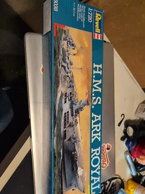 Vintage H.M.S. Ark Royal 1/720 Model Kit Revell 5038 New, Sealed - Image 1 of 4