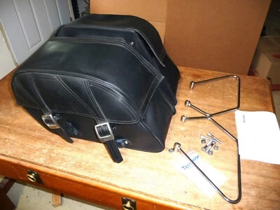 Triumph OEM Accessory Leather Saddlebags kit A9508159 America Speedmaster - Image 1 of 4