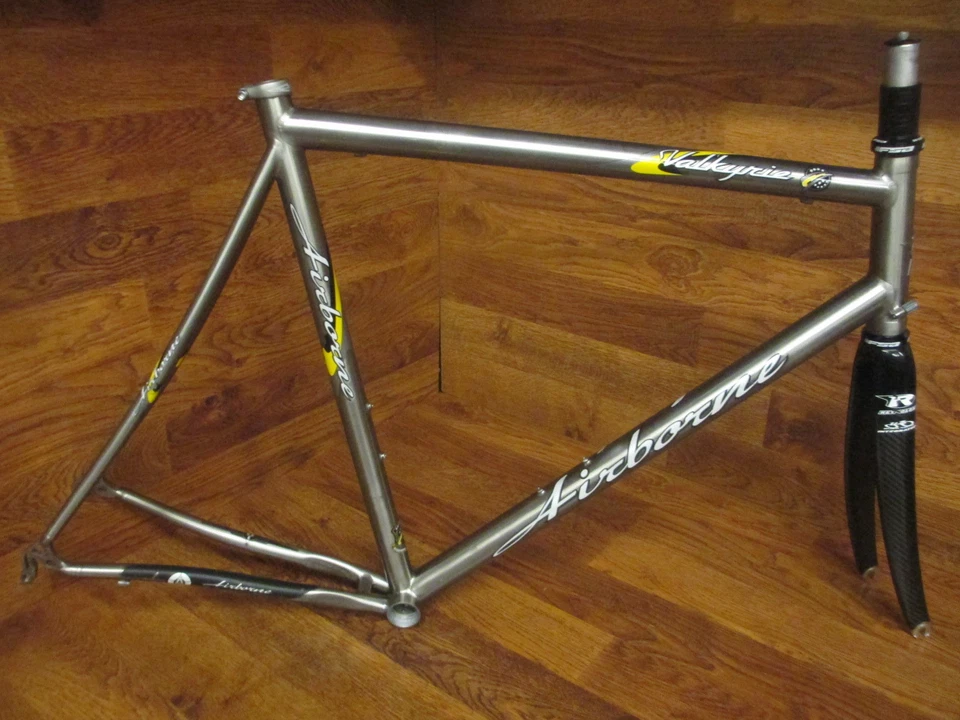 AIRBORNE VALKYRIE TITANIUM  FRAME SET REYNOLDS OUZO COMPCARBON FORK 59 CM - Image 1 of 1