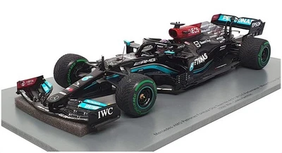 Spark 1/18 Scale 18S604 - F1 Mercedes AMG Winner Russian GP 2021 L. Hamilton - Image 1 of 4