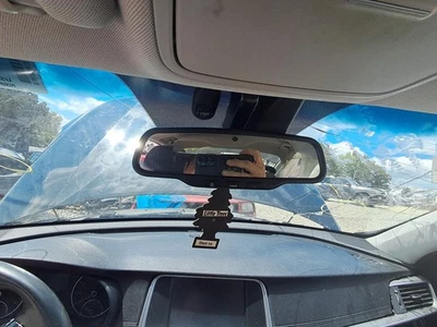 Rear View Mirror With Automatic Dimming Fits 17-22 NIRO 2586632 - Image 1 of 4