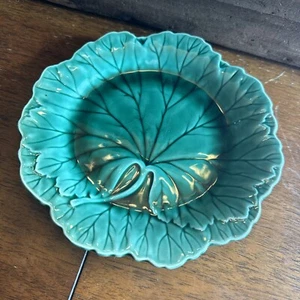 Vintage WEDGWOOD MAJOLICA Etruria Barlaston Kohlblatt TELLER grün 8" Schale - Bild 1 von 6