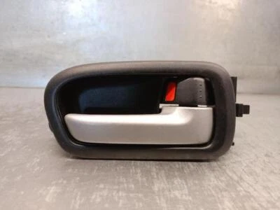 8311065J10BWJ Manija de puerta interior delantera derecha para SUZUKI GRAND VITARA II (JT 5237750 Foto 1 de 4