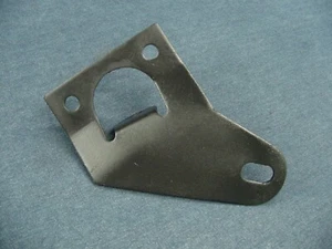 69 70 MUSTANG REAR TIE DOWN BRACKET ORIGINAL LEFT SIDE DUAL EXHAUST BOSS SHELBY - Bild 1 von 4