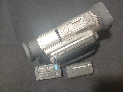 Panasonic NV-DX110B 3CCD MiniDV ManFocus Ring PAL DV-in, 2 x batteries Untested - Image 1 of 4