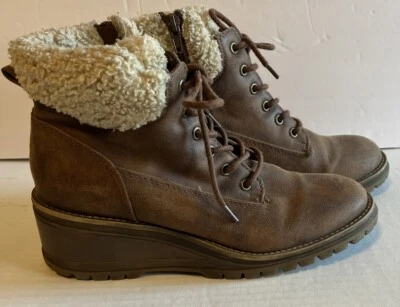 Fergie Genesis Brown Wedge Ankle Bootie Size 9.5 Outdoor Rugged Lined Lace Up - Image 1 of 4