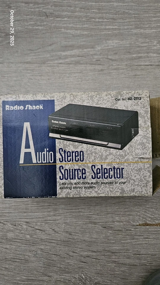 Radio Shack Stereo Audio Source Selector 42-2112 3 Inputs - Image 1 of 4