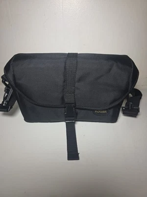 Bolso para cámara Kodak EasyShare Z740 negro vacío con correa para el hombro OEM  Foto 1 de 4
