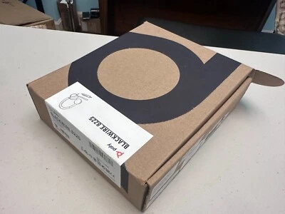 NEW *PLANTRONICS* Blackwire 8225 772K3AA for Teams USB-A NEW - Image 1 of 2