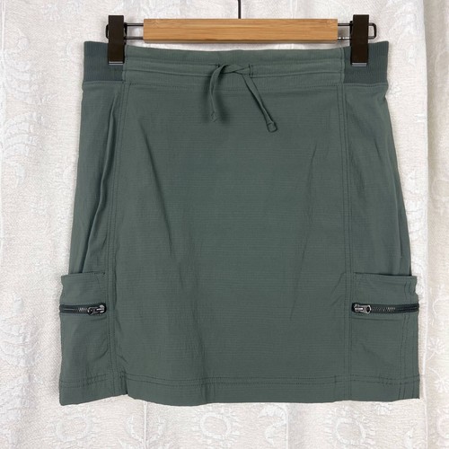 ON RUNNING Athleta Trekkie Cargo Skort 8 alta verde oliva nylon tennis golf stretch attivo