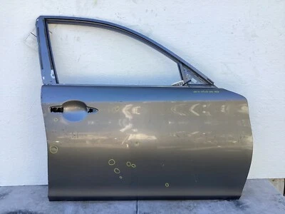 Infiniti FX35 QX70 2009-2017 puerta delantera derecha OEM usada Foto 1 de 4