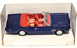 Nuevo Ray 4.25" largo diecast 1966 Oldsmobile 4-4-2 azul convertible en caja - Imagen 1 de 4
