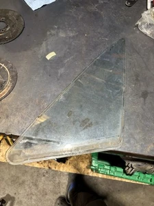 1990-2005 Mazda Miata Oem Door Quarter Window Glass Seal Driver Left NA NB 90-05 - Picture 1 of 4