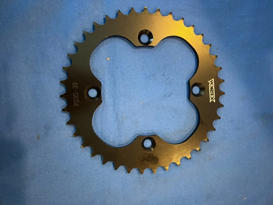 Piñón trasero de acero Vortex como nuevo 39 dientes negro 203S-39 para Honda Foto 1 de 1