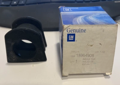 85 86 87 88 89 90 99 雪佛兰 GMC P30 P3500 NOS 前摇杆衬套 — 第 1/4 张图片