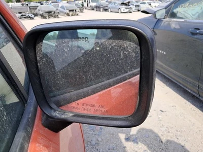 Jeep Renegade 2016 conjunto de espejos retrovisores laterales para pasajero derecho OEM usados 91000 millas Foto 1 de 4