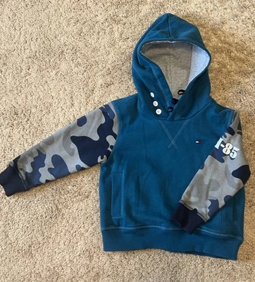 Toddler Boys Tommy Hilfiger Hoodie Size 2T Camouflage Blue Pockets  - Image 1 of 4