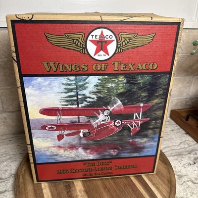 ERTL Wings Of Texaco #8 1936 Keystone-Loening Commuter Duck D-Cast In Plastic - Image 1 of 4