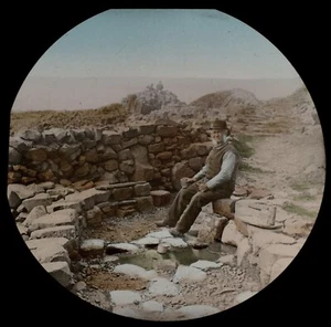 Magic Lantern Slide GIANTS CAUSEWAY THE GIANTS WELL C1887 PHOTO IRELAND ANTIQUE - Picture 1 of 3