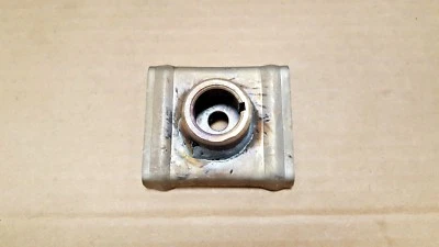 New Genuine OEM  Cub Cadet  MTD  126466 - Blade Adapter - 5H for 7/8 crankshaft - Image 1 of 4