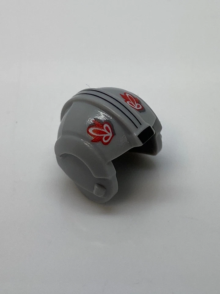 Lego Rebel Pilot with Red T-16 Skyhopper Pilot Helmet #H86 - Image 1 of 1