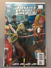 Justice League of America #12 connecting cover B Meltzer DC 2006 NM-/VF+ up24b