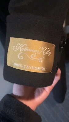 Katherine Kelly 100% Cashmere Coat Size 6 with Fox Collar - Image 1 of 3