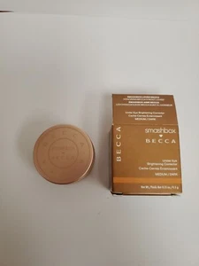BECCA SMASHBOX CORRETTORE SCHIARENTE SOTTO GLI OCCHI MEDIO/SCURO 0,51 OZ SCATOLA - Foto 1 di 5