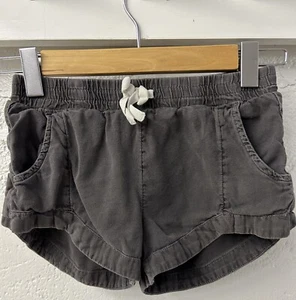 size M Billabong Youth Girls  black 'mad for you' casual shorts EUC - Picture 1 of 5