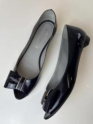 Zapatos de salón SERGIO ROSSI azul marino charol punta abierta lazo tacón bajo talla 38,5 Foto 1 de 4
