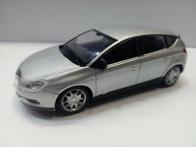 LANCIA DELTA  SCALA  1:43 Nuovo  Welly NEX MODELS - Immagine 1 di 2