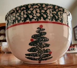 Christmas Tree Star Mixing Nesting Bowl 6" Ceramic Furio White Red Green Sponge! - Picture 1 of 13