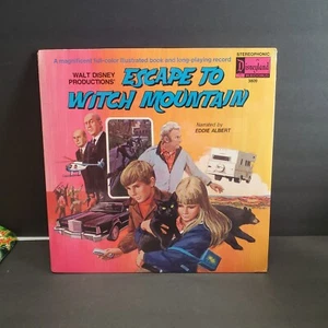 Walt Disney Escape To Witch Mountain Disneyland Illustrated Book Record 3809 New - Foto 1 di 6