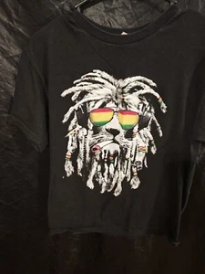 Rastafari Reggae Smoking Lion Jamaican Funny Graphic T-Shirt - Picture 1 of 3
