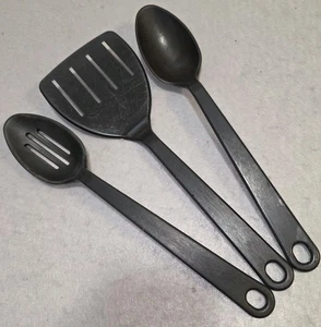 Vintage Tailor Made 4 Slot Spatula Turner Flipper Nylon With Spoons Lot Of 3 - Picture 1 of 8