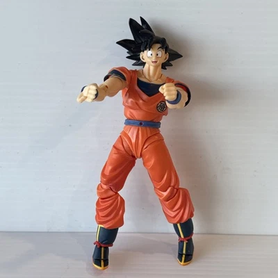 Bandai Tamashii Nations S.H.Figuarts Son Goku -A Saiyan Raised on Earth 6 Inch - Image 1 of 2
