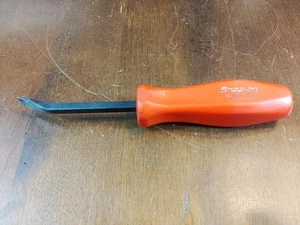 Snap On Tools SPB8A 8" Prybar Pry Bar Red Solid Handle - Picture 1 of 8